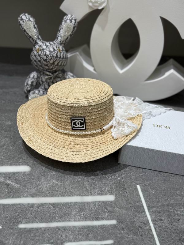 Chanel  top hat dx69